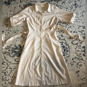 Everly brand size Medium